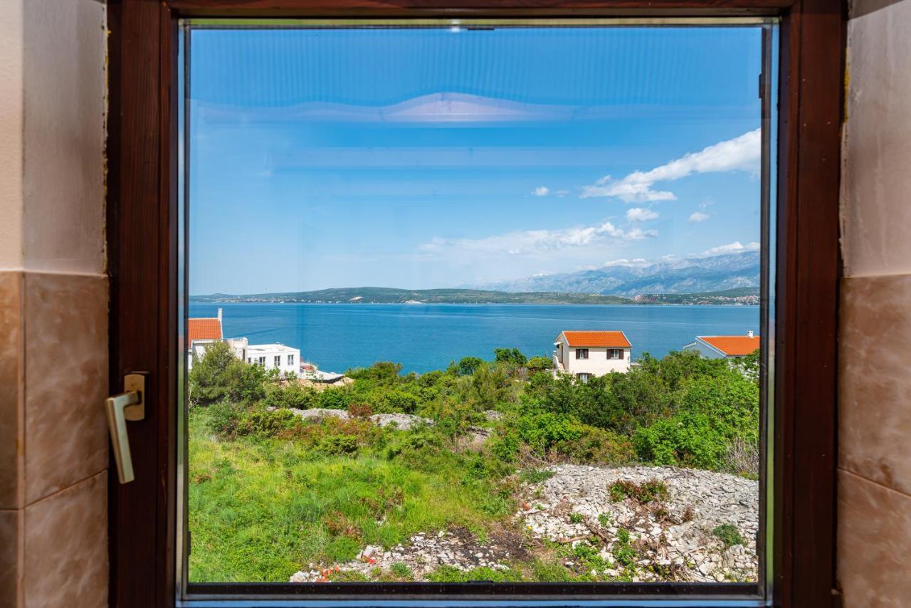 Apartment Sea And Mountain With Pool Novigrad  Room photo